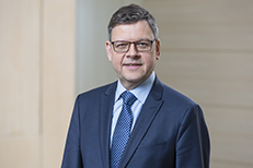 Chief Executive Director of Securities Supervision/ Asset Management, Dr. Thorsten Pötzsch